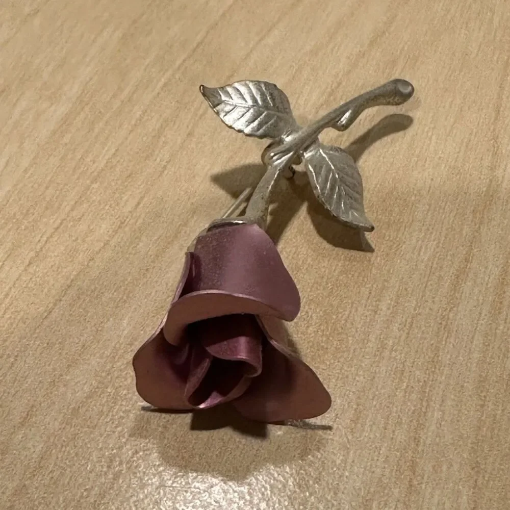 Vintage Avon Pink Enamel Rose Brooch Pin Silver Tone Long Stem Floral